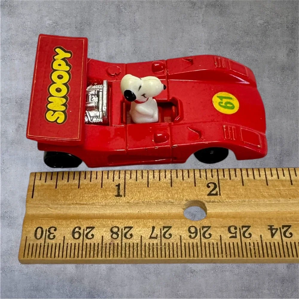 Aviva Snoopy‎ Race Car Red Vintage Diecast Peanuts No 61 Toy Hong Kong